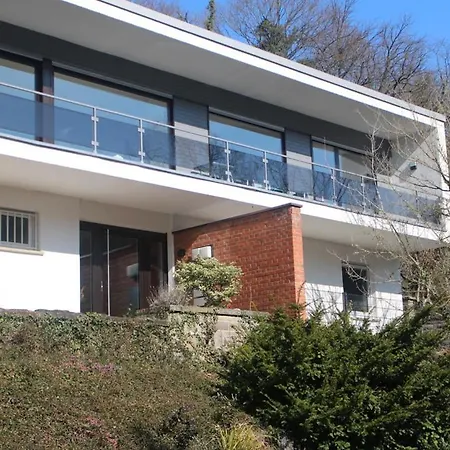 Grosszuegiges Mit Terrasse Am Rheinsteig Alloggio in famiglia *